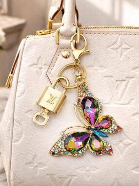 LV Gold Padlock Authentic 🔑 Luxury Bag Charm w/ Unbranded Butterfly Keychain